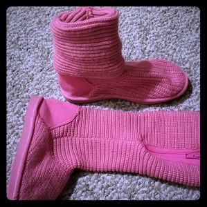 Girls sweater boots